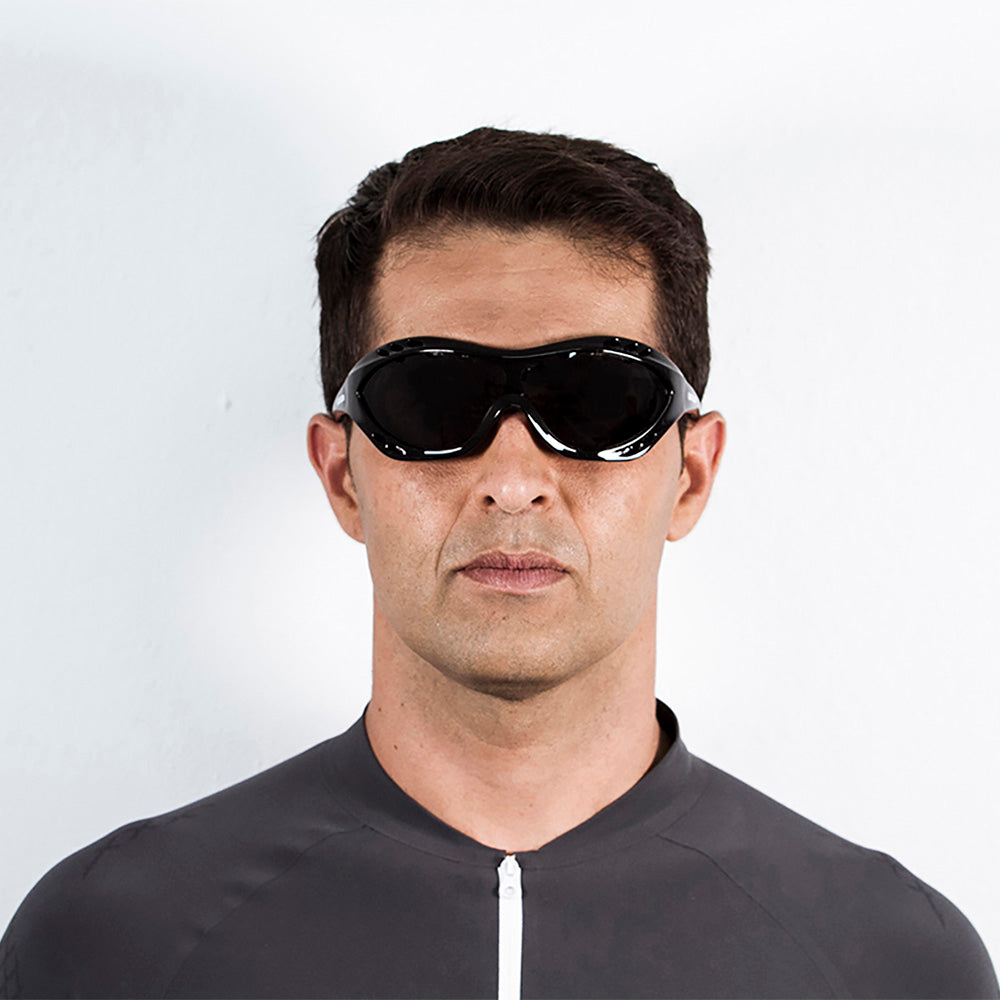 COSTA RICA - Matte Black frame / Smoke lens