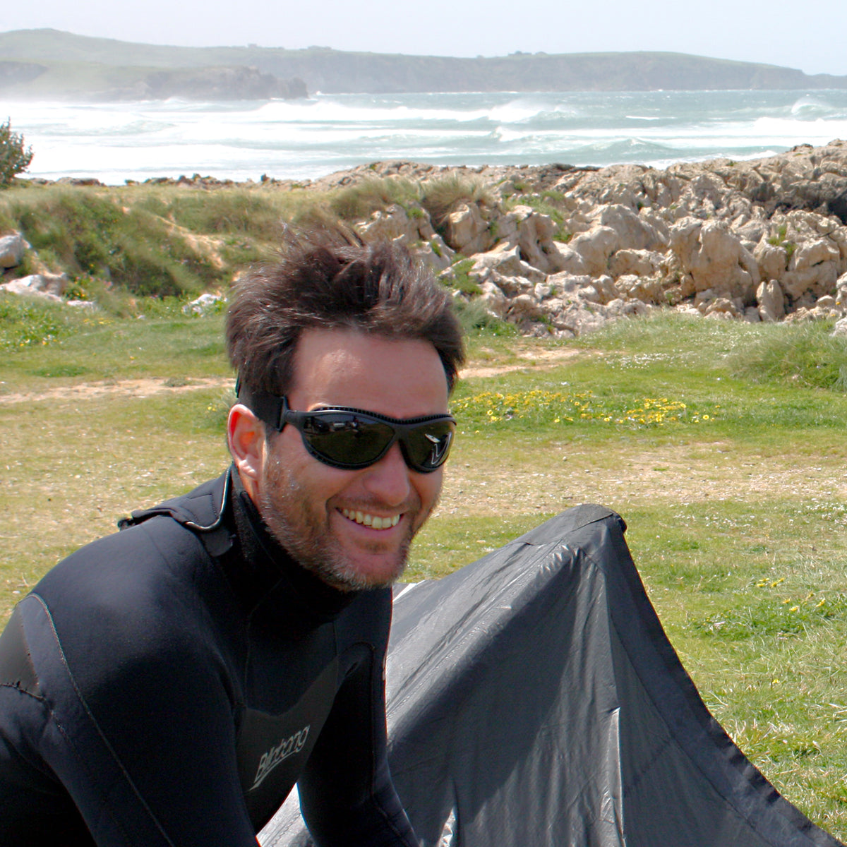 TIERRA DE FUEGO - Matte Black frame / Smoke lens