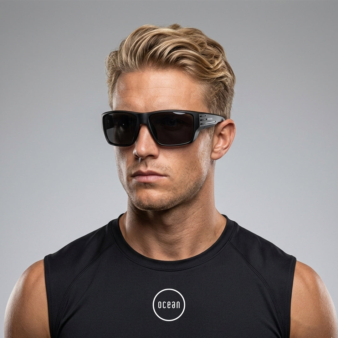 SKATE - Matte Black frame / Smoke lens