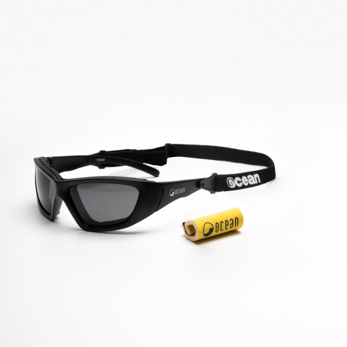 BIARRITZ KIDS - Matte Black frame / Smoke lens
