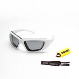 White frame / Smoke lens