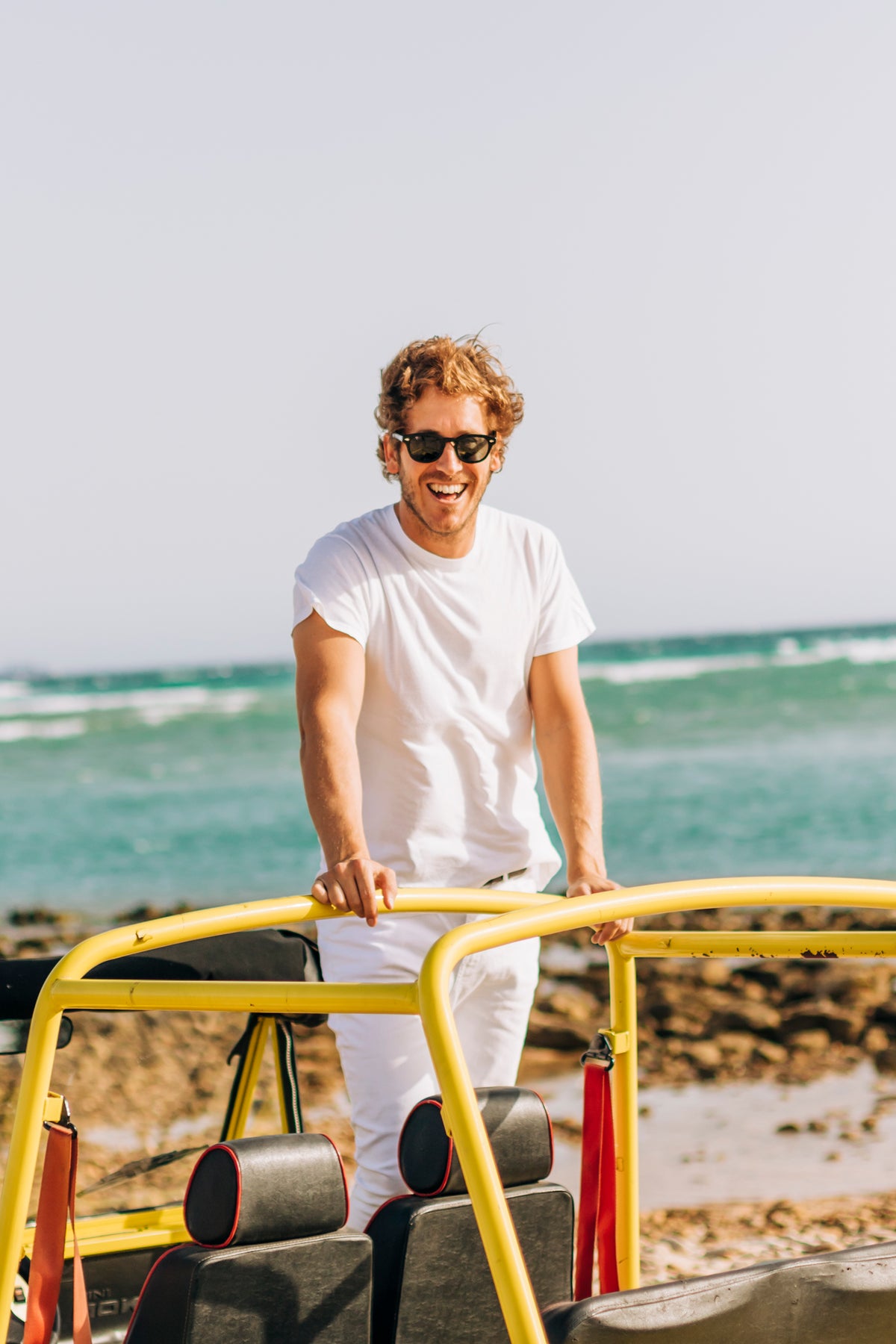 HAMPTON - Shiny Black frame / Smoke lens